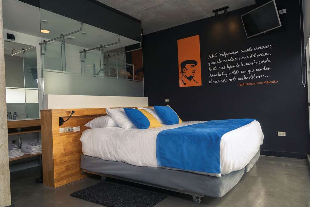 Verso Hotel Valparaíso Oda fotoğraf